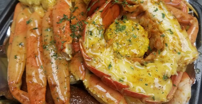 Krab Queenz Review: Louisiana Seafood In Midtown Atlanta