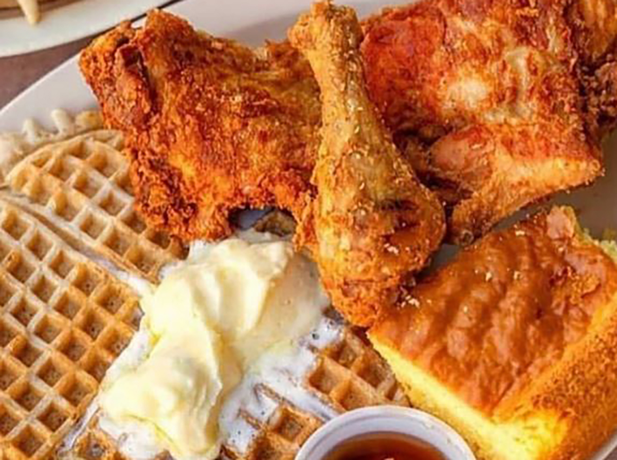Johnny's Chicken and Waffles opens in College Park, Georgia