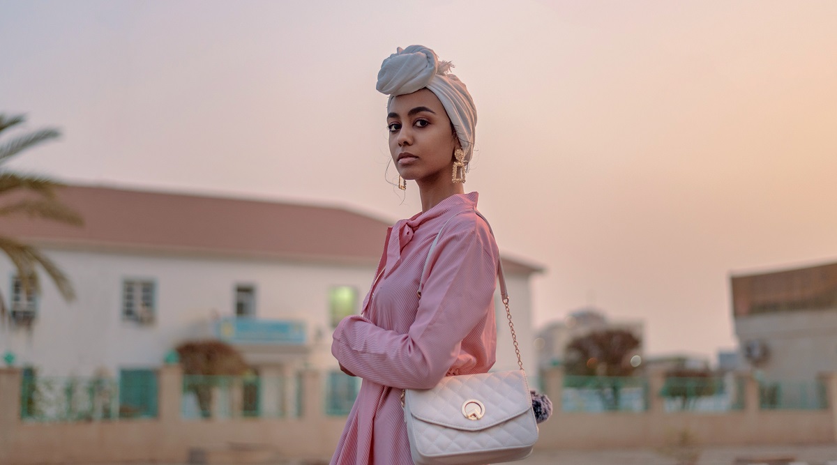 Customs seized money from travelers