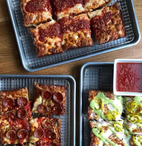 Emmy Squared pizza opens in Atlanta, Georgia