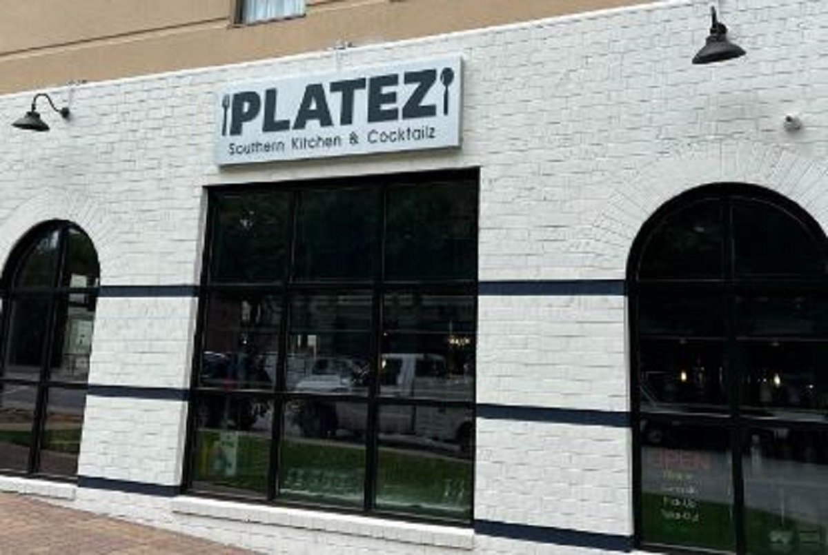 Platez Southern Kitchen & Cocktaiilz opens in Atlanta