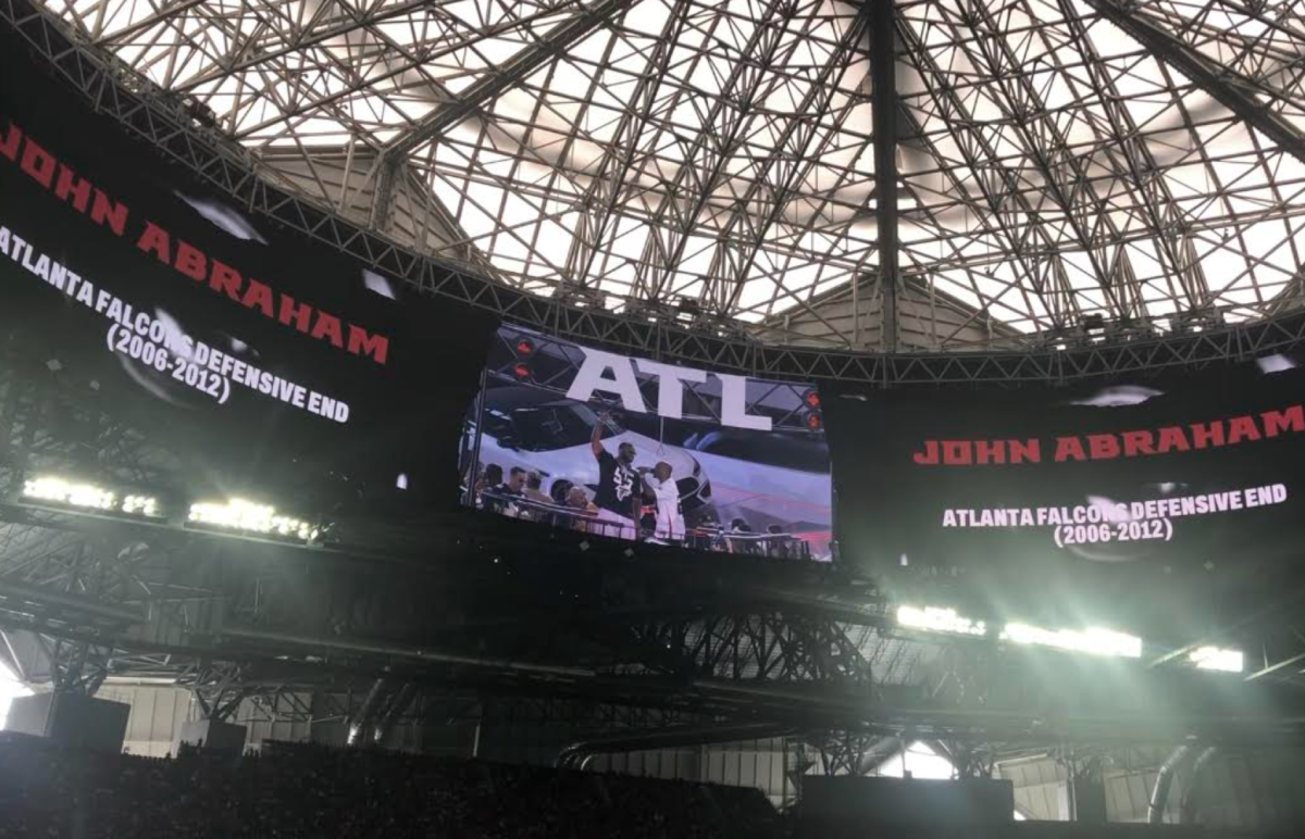 Mercedes Benz Stadium at the Atlanta Falcons game