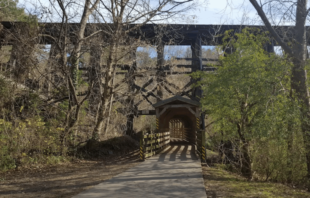 Tanyard Creek Park in Buckhead