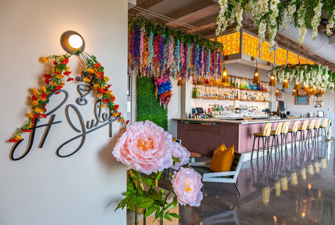 St. Julep rooftop lounge