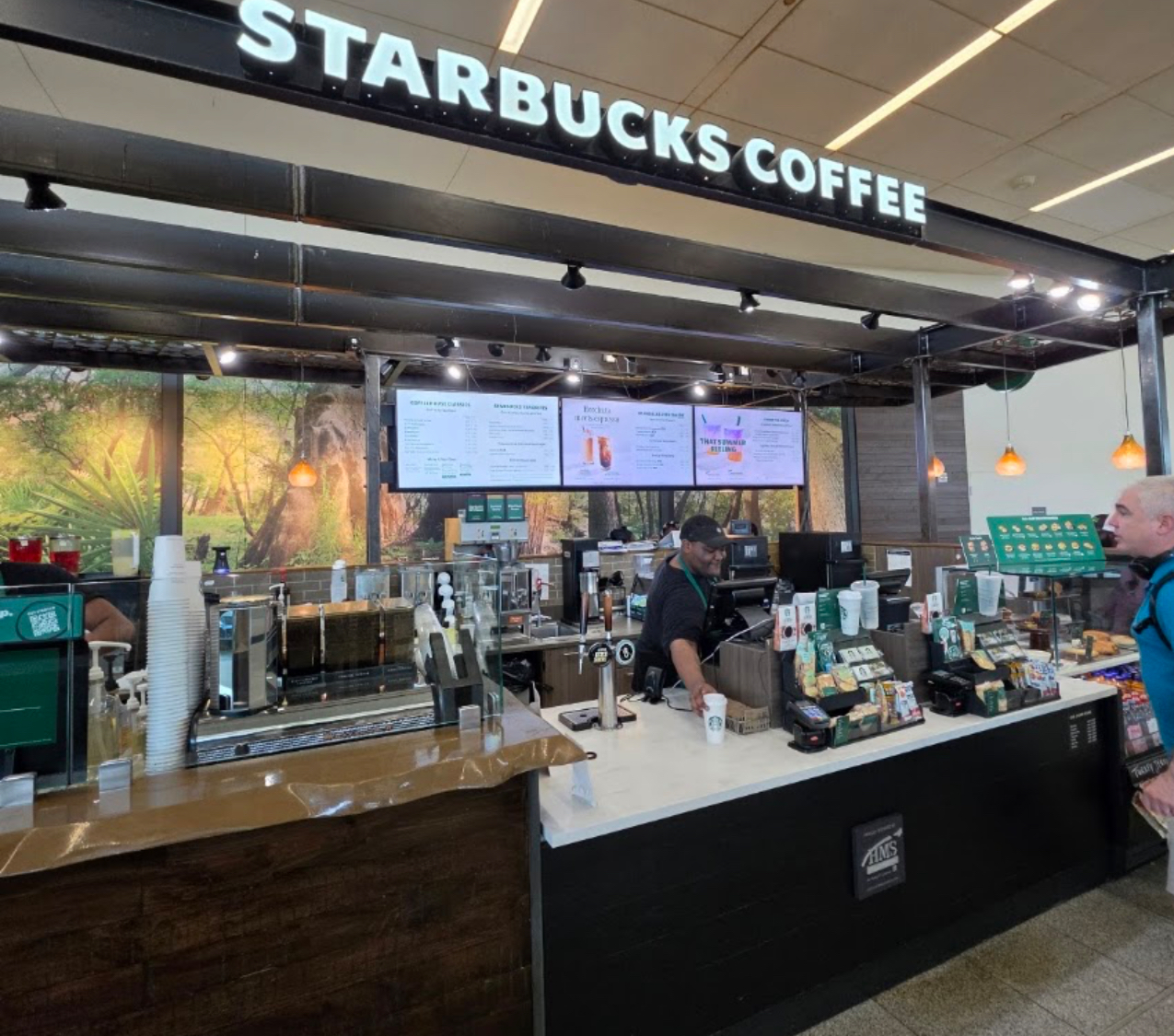 Starbucks locations closing